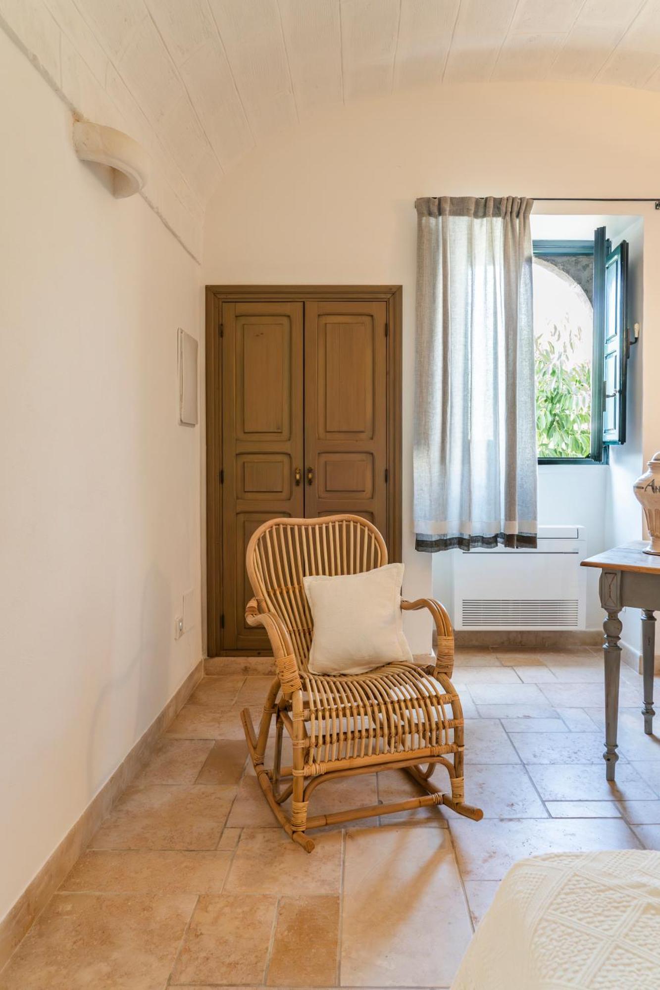 Masseria Gorgognolo Bed and Breakfast Ostuni Exterior foto