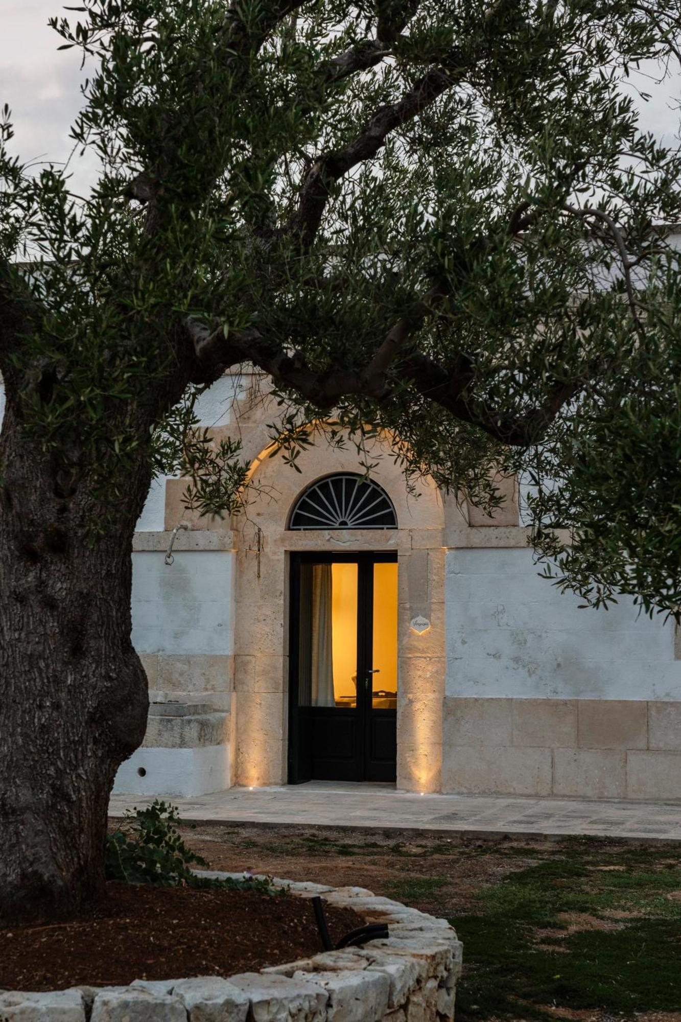 Masseria Gorgognolo Bed and Breakfast Ostuni Exterior foto