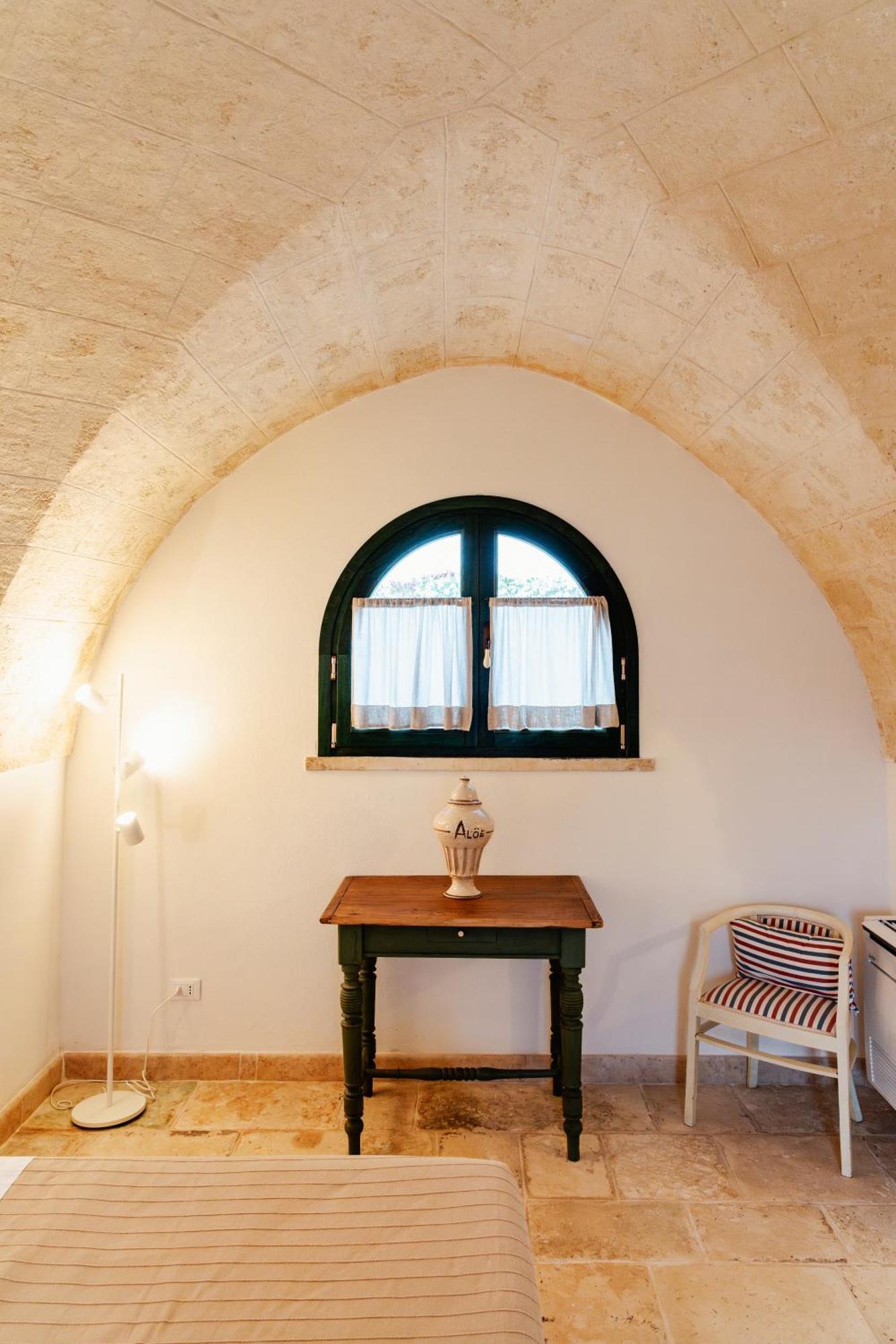 Masseria Gorgognolo Bed and Breakfast Ostuni Exterior foto