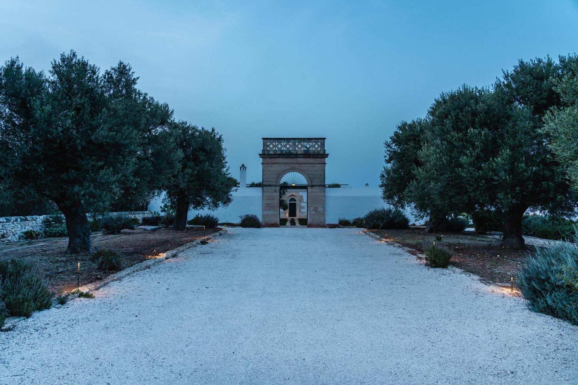 Masseria Gorgognolo Bed and Breakfast Ostuni Exterior foto