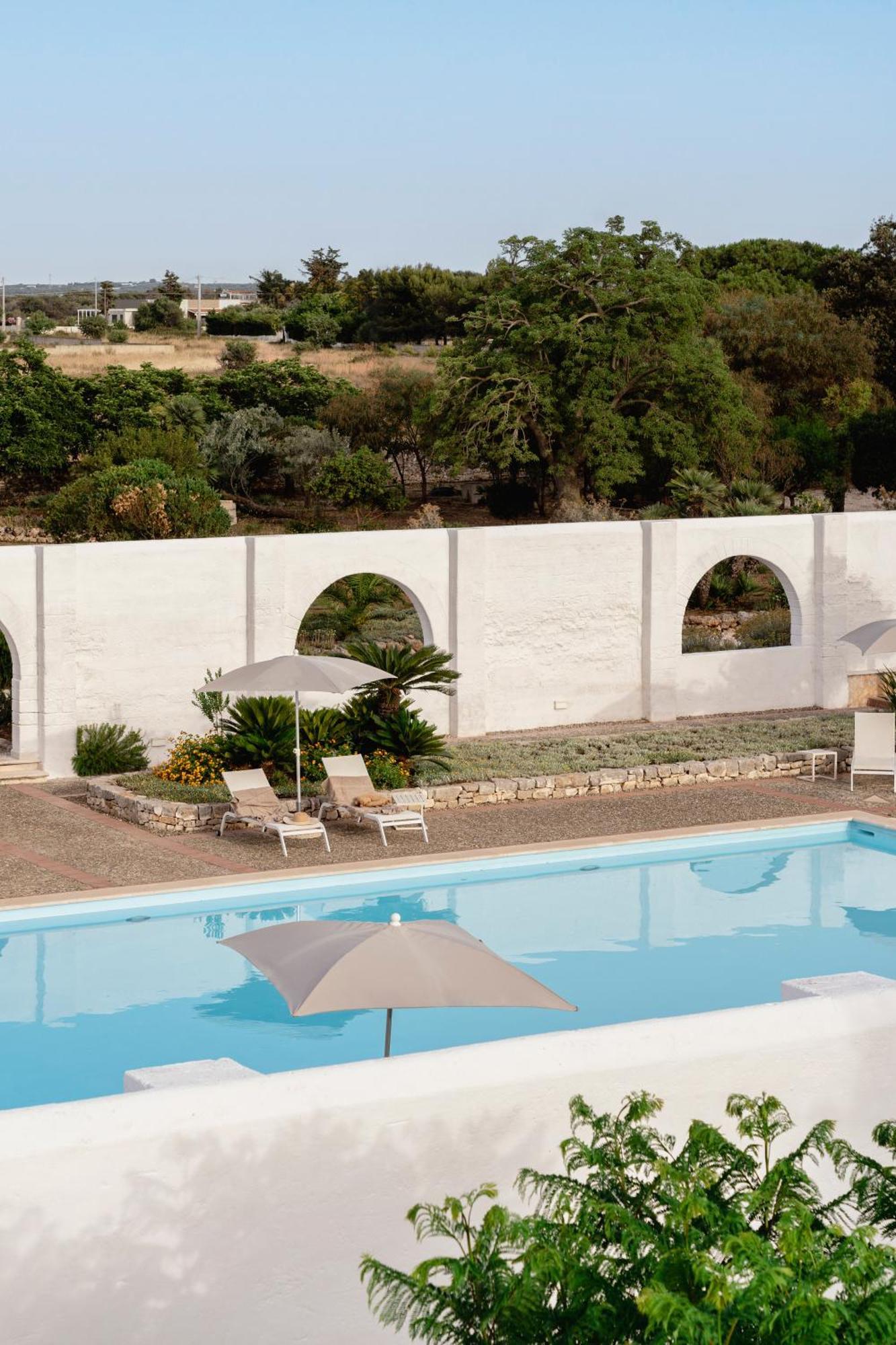 Masseria Gorgognolo Bed and Breakfast Ostuni Exterior foto