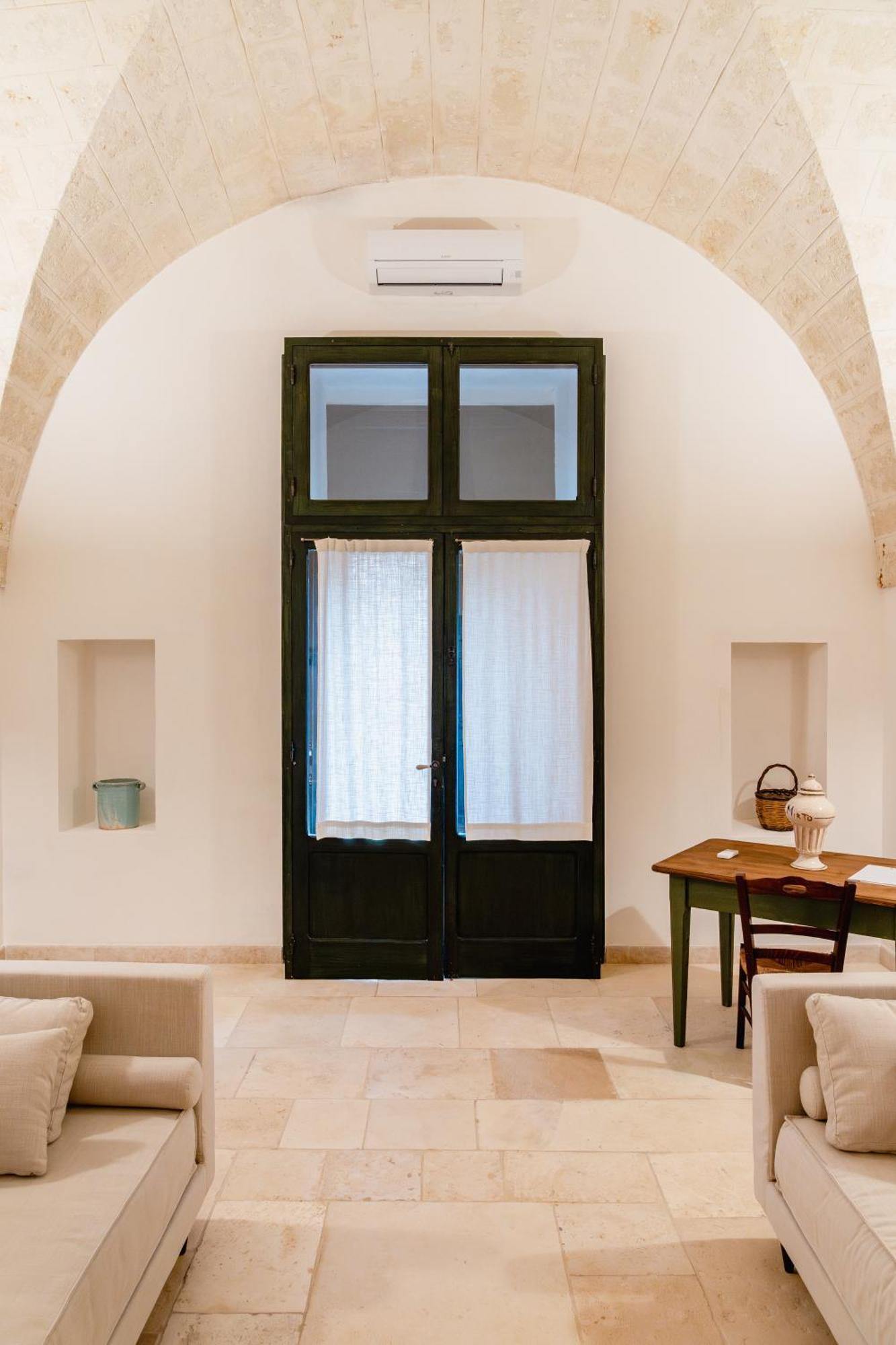 Masseria Gorgognolo Bed and Breakfast Ostuni Exterior foto