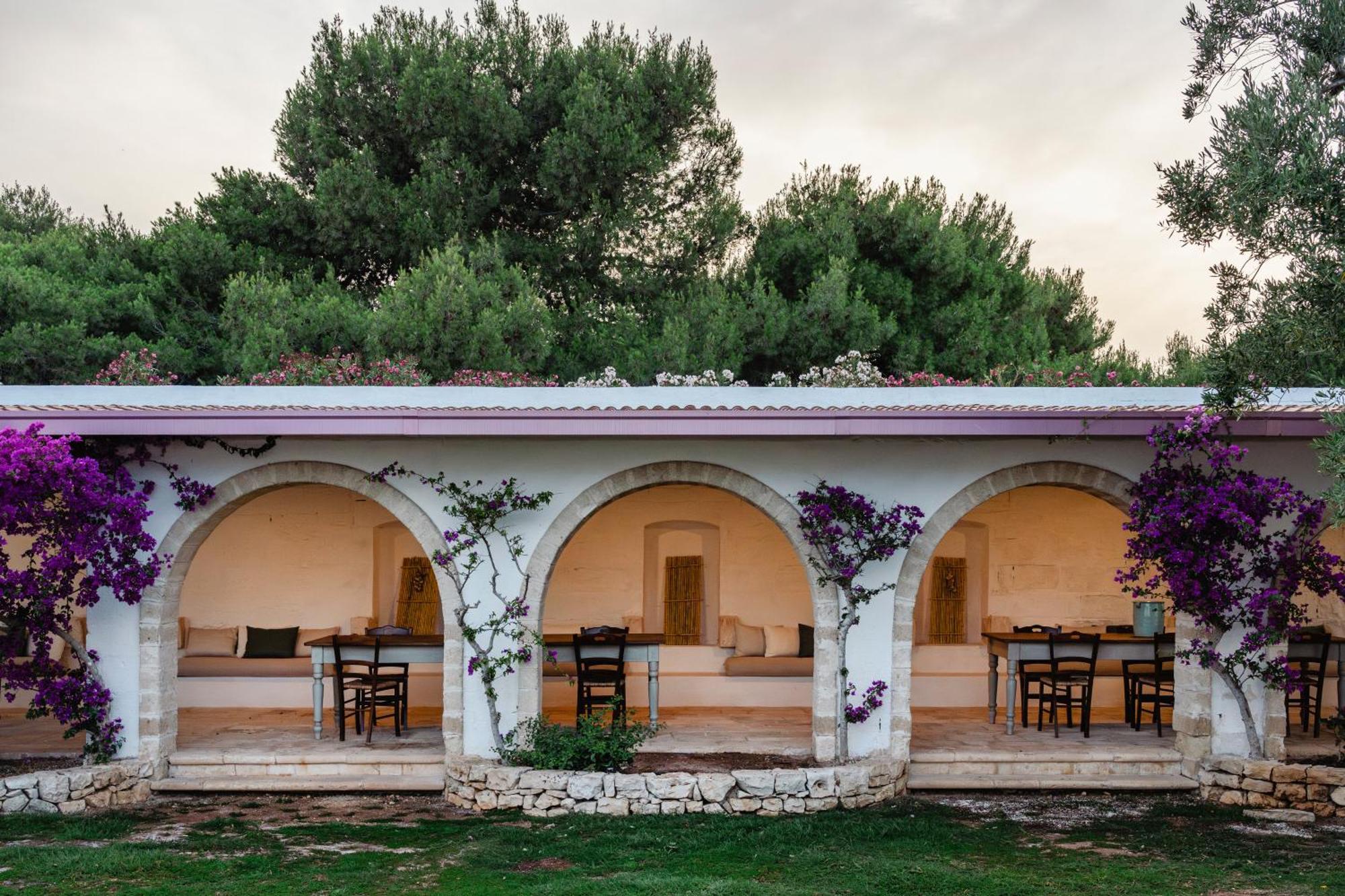 Masseria Gorgognolo Bed and Breakfast Ostuni Exterior foto